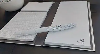 מחברת עם ערך חינמי